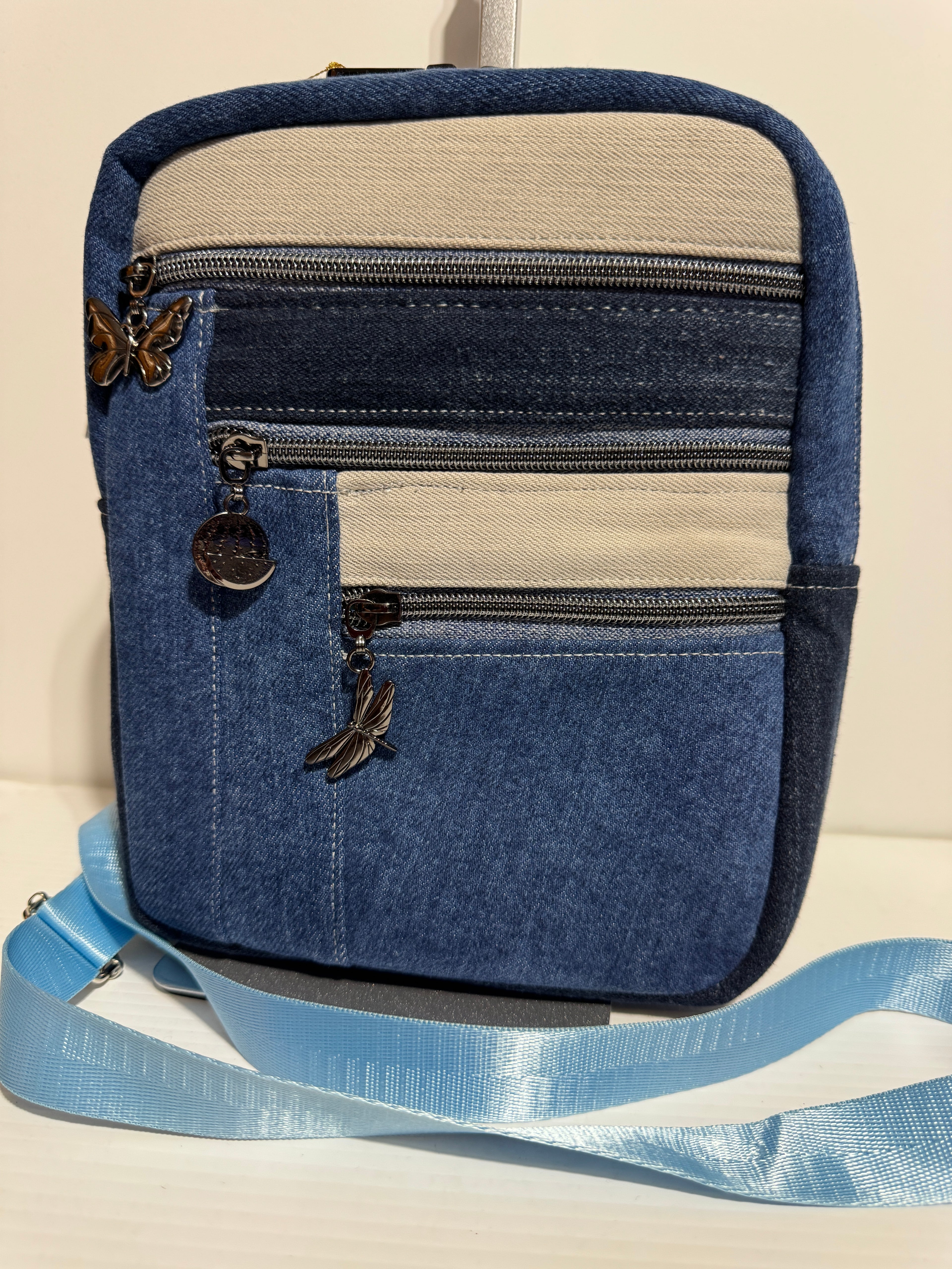 Bartleby Crossbody